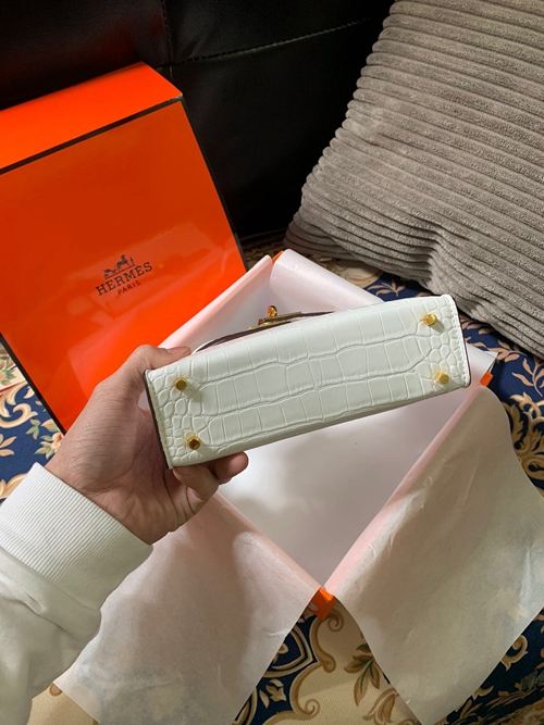 エルメス バッグ 激安内部構造